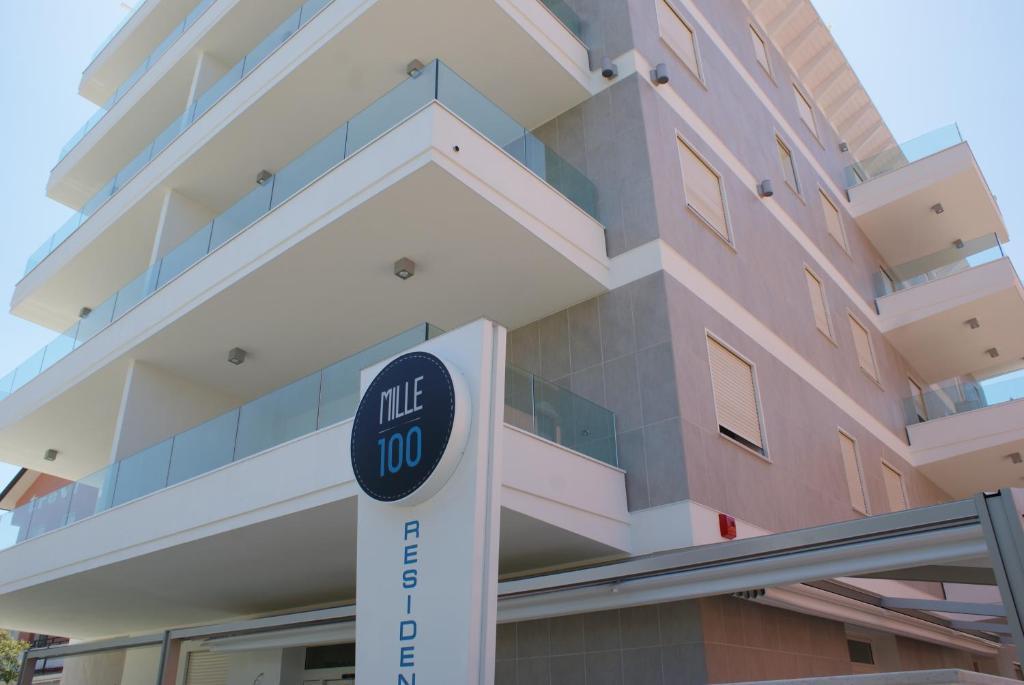 צ'סנטיקו Residence Millecento מראה חיצוני תמונה