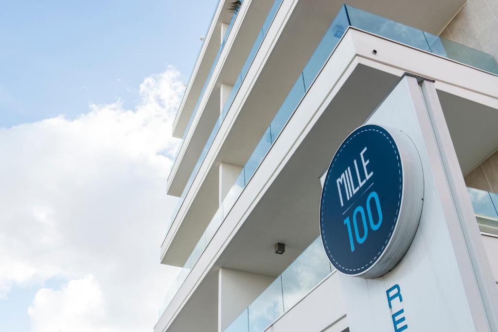 צ'סנטיקו Residence Millecento מראה חיצוני תמונה